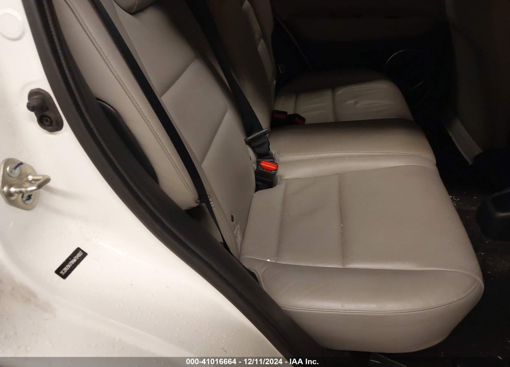 2019 HONDA HRV VIN: 3CZRU5H78KM704807