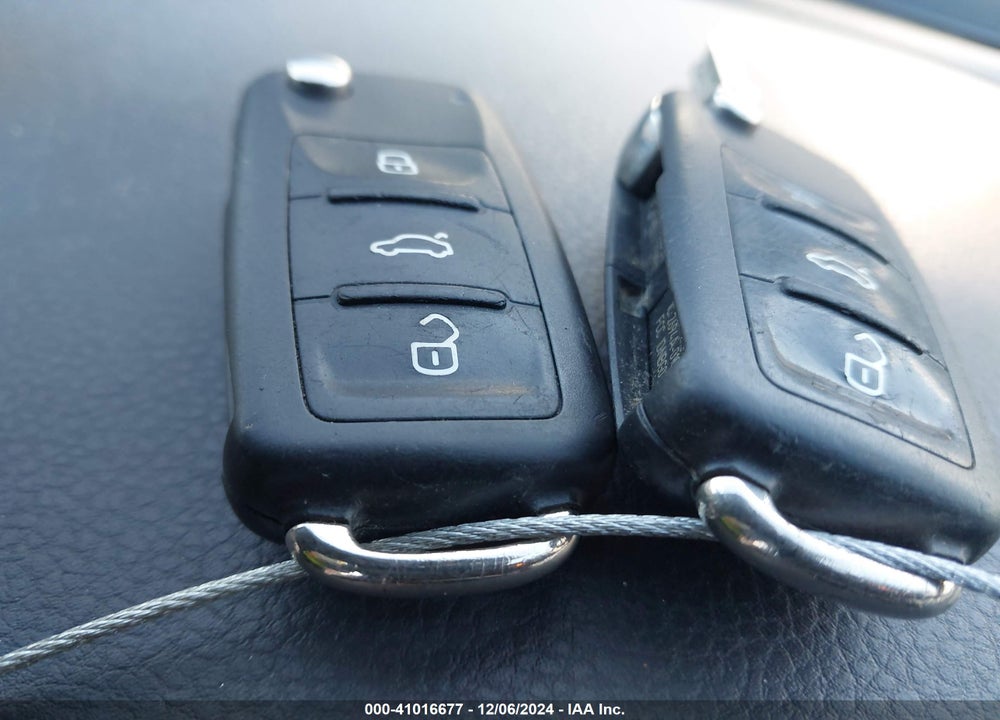 2015 VOLKSWAGEN JETTA 2.0L TDI SE VIN: 3VWLA7AJ3FM418582