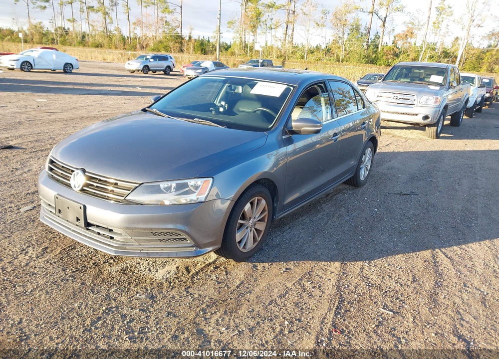 2015 VOLKSWAGEN JETTA 2.0L TDI SE VIN: 3VWLA7AJ3FM418582