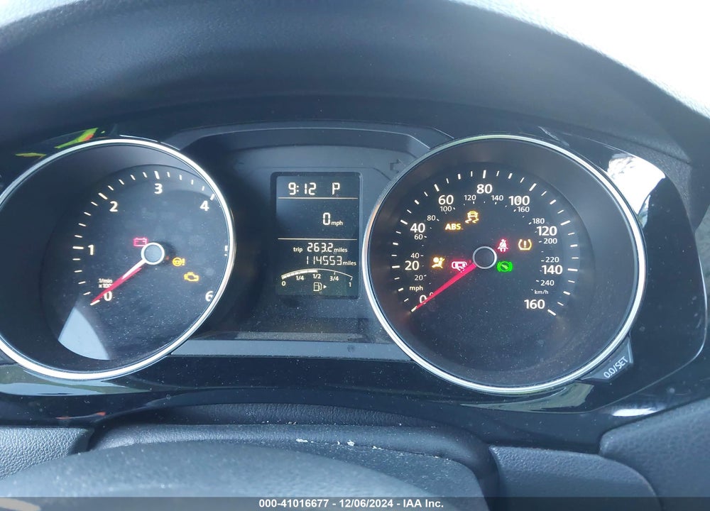 2015 VOLKSWAGEN JETTA 2.0L TDI SE VIN: 3VWLA7AJ3FM418582