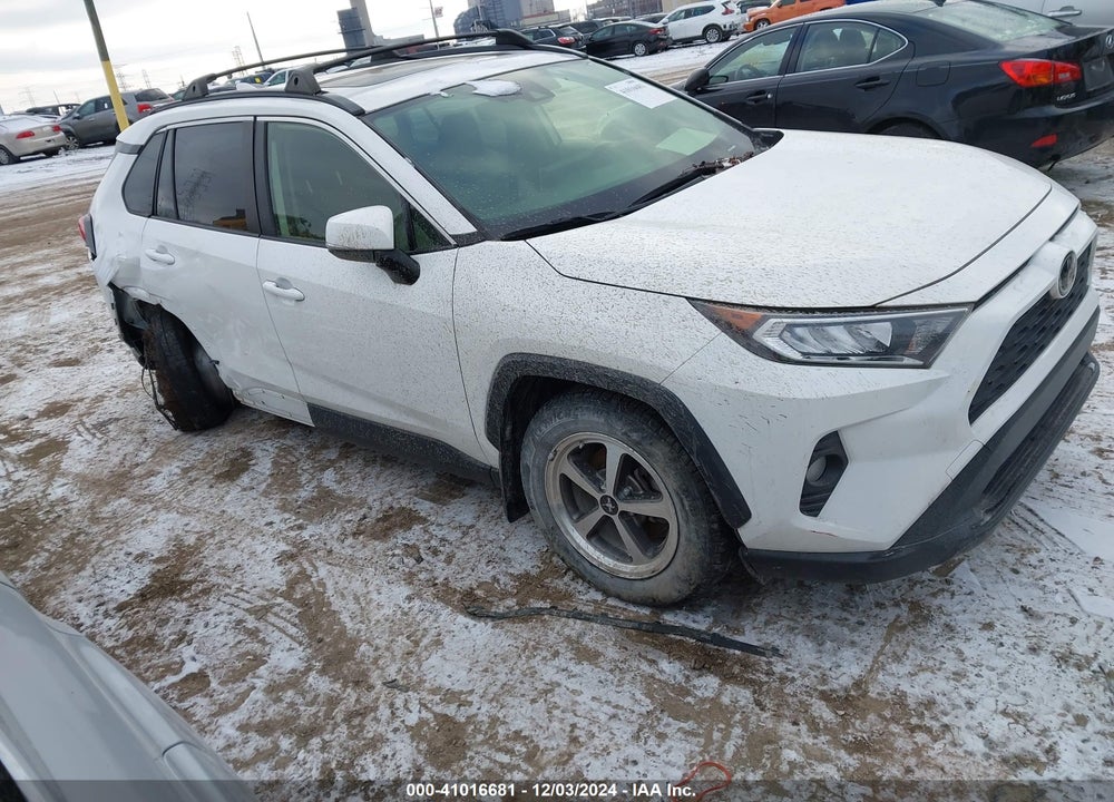 2020 TOYOTA RAV4 XLE PREMIUM VIN: JTMA1RFV8LD064258