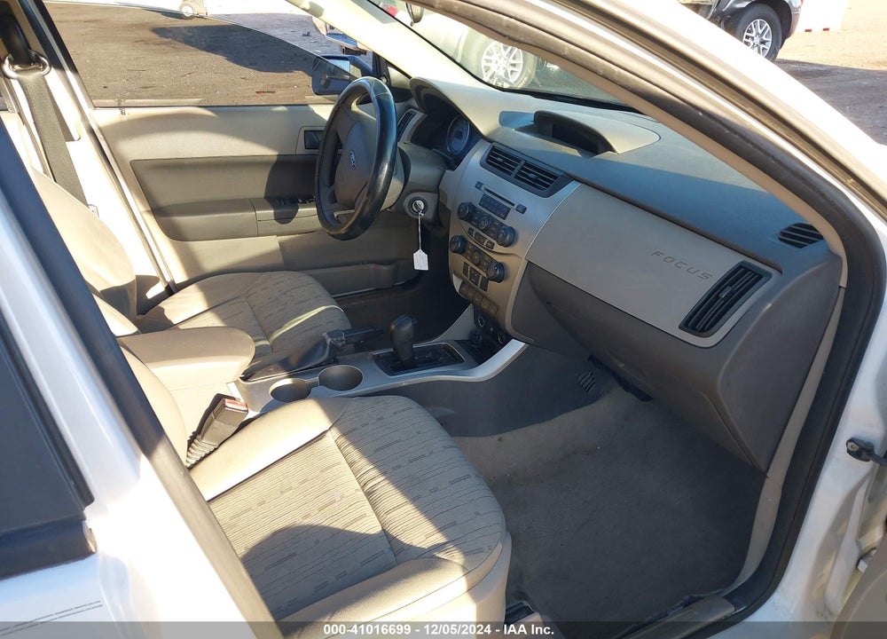 2008 FORD FOCUS SE/SES VIN: 1FAHP35N08W212870