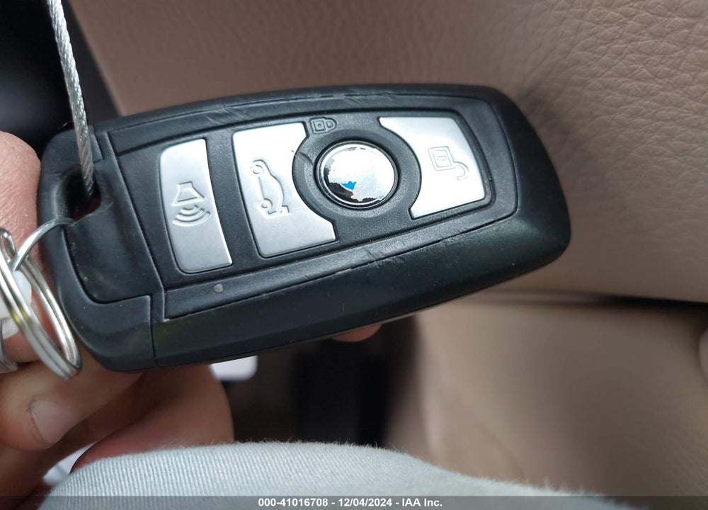 2012 BMW 528I VIN: WBAXH5C53CDW10660