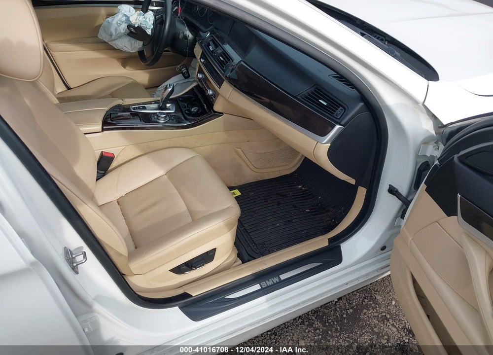 2012 BMW 528I VIN: WBAXH5C53CDW10660
