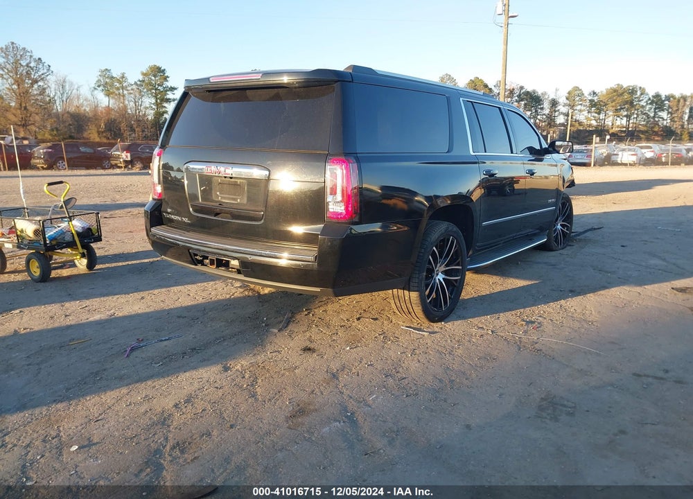 2016 GMC YUKON XL DENALI VIN: 1GKS2HKJ5GR127909