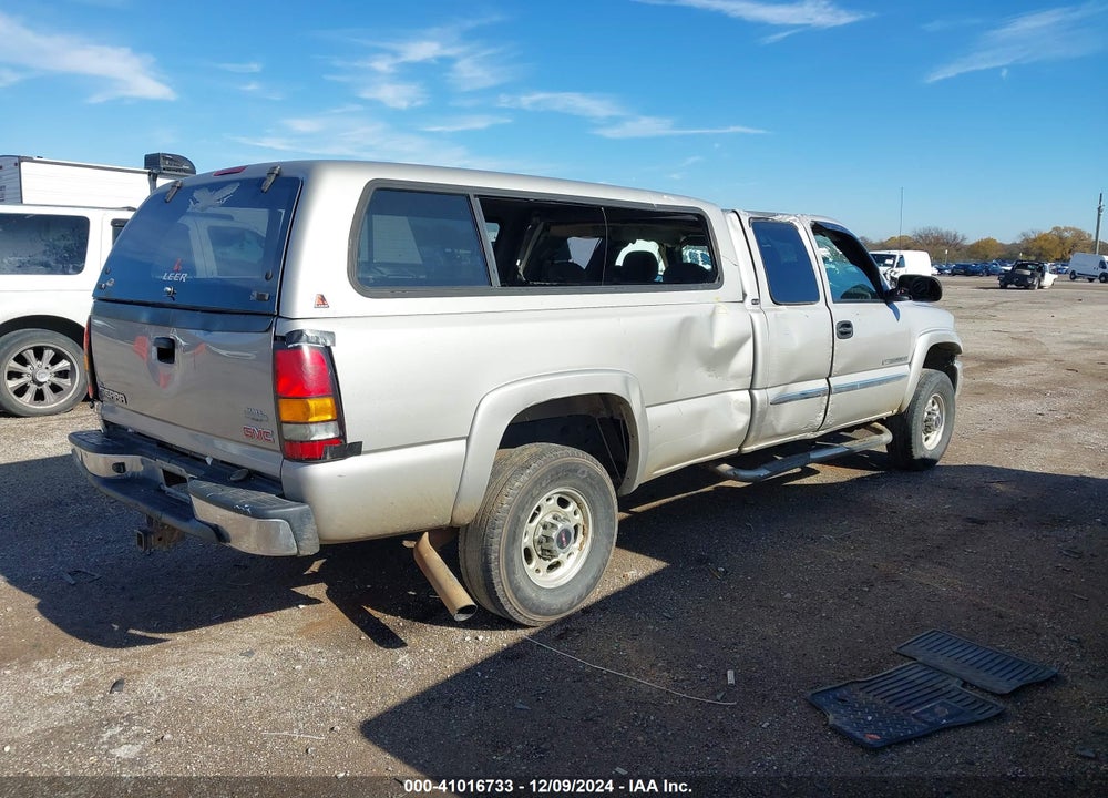 2004 GMC SIERRA 2500HD SLE VIN: 1GTHC29U04E370739