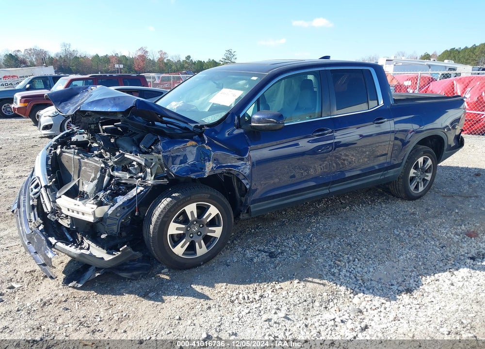 2017 HONDA RIDGELINE RTL VIN: 5FPYK3F55HB038362