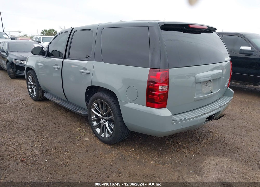 2010 CHEVROLET TAHOE LT VIN: 1GNUKBE03AR205106
