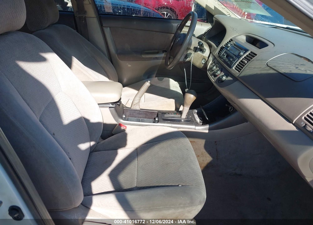 2003 TOYOTA CAMRY LE VIN: 4T1BE32K93U141250