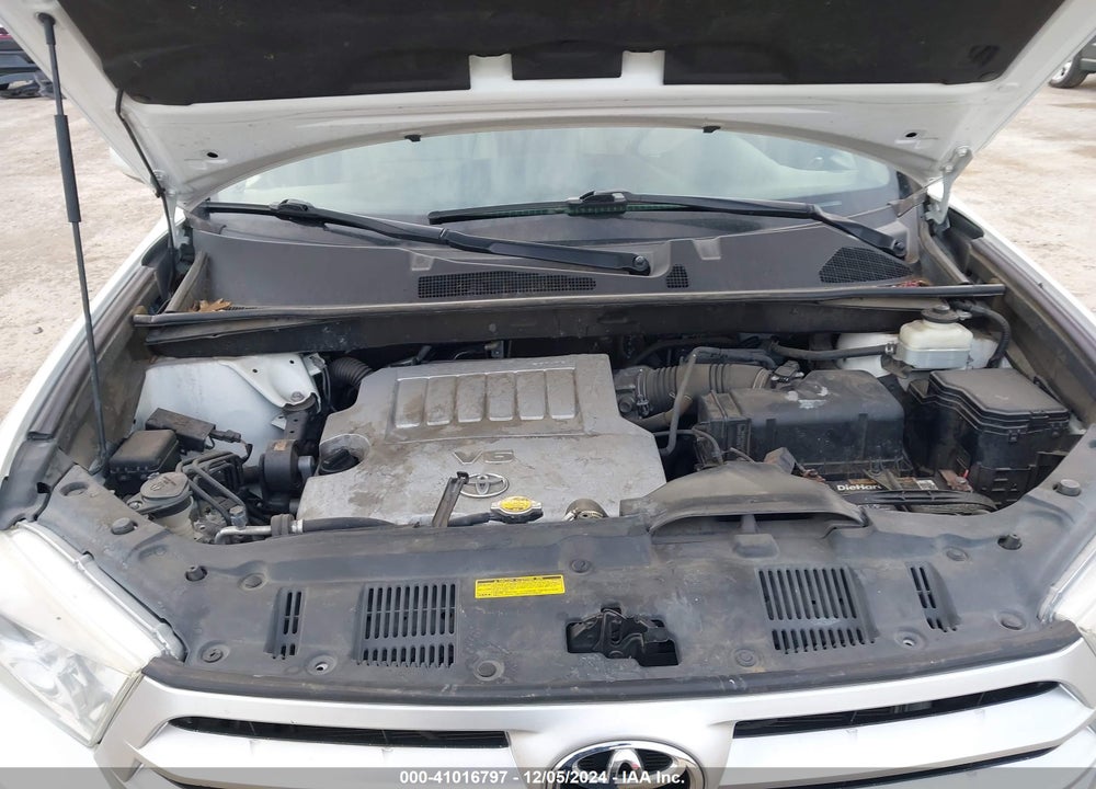 2011 TOYOTA HIGHLANDER LIMITED V6 VIN: 5TDYK3EH6BS030519