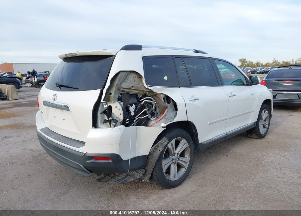 2011 TOYOTA HIGHLANDER LIMITED V6 VIN: 5TDYK3EH6BS030519