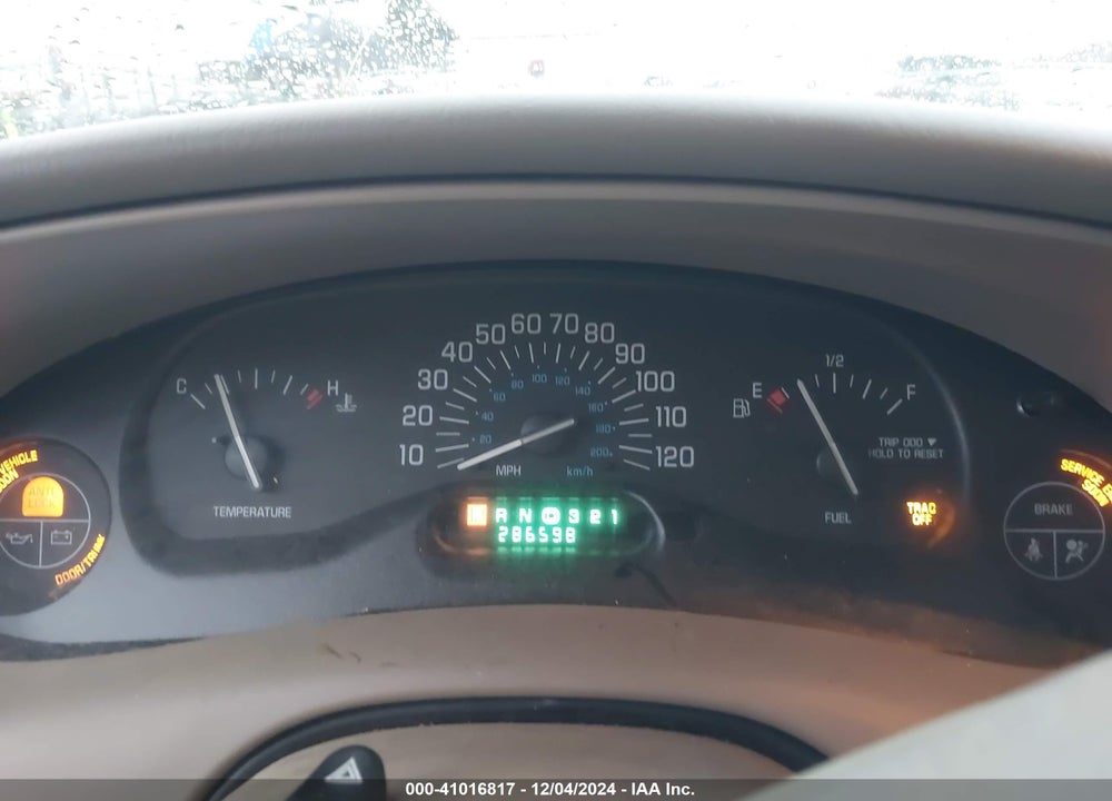 2002 BUICK CENTURY CUSTOM VIN: 2G4WS52JX21281928