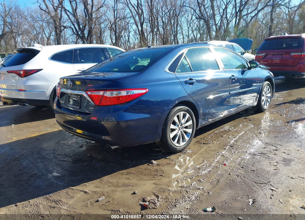 2015 TOYOTA CAMRY XLE VIN: 4T1BF1FK2FU935667