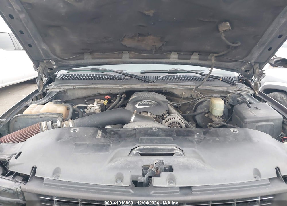 2002 CHEVROLET SILVERADO 1500 LS VIN: 1GCEK19T72E111377
