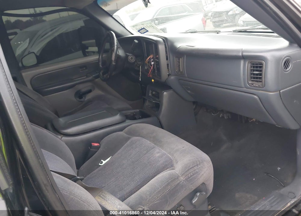 2002 CHEVROLET SILVERADO 1500 LS VIN: 1GCEK19T72E111377