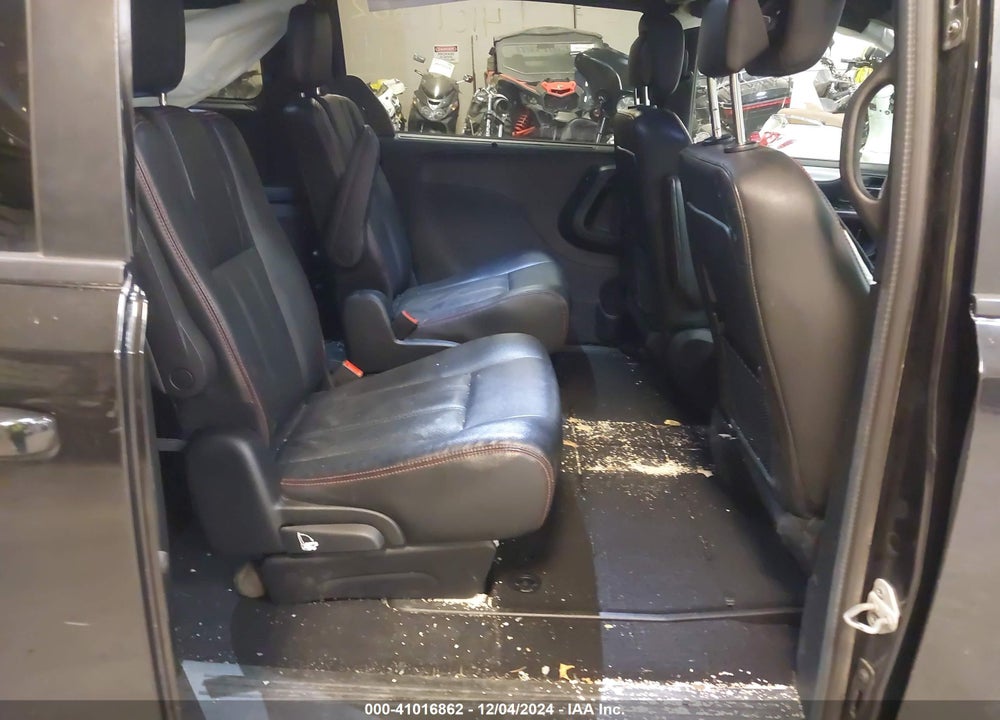 2019 DODGE GRAND CARAVAN GT VIN: 2C4RDGEG0KR637893
