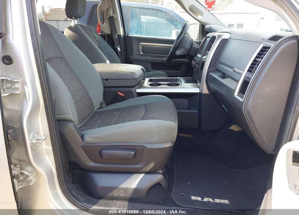 2017 RAM 1500 BIG HORN 4X4 5'7 BOX VIN: 3C6RR7LT1HG544842