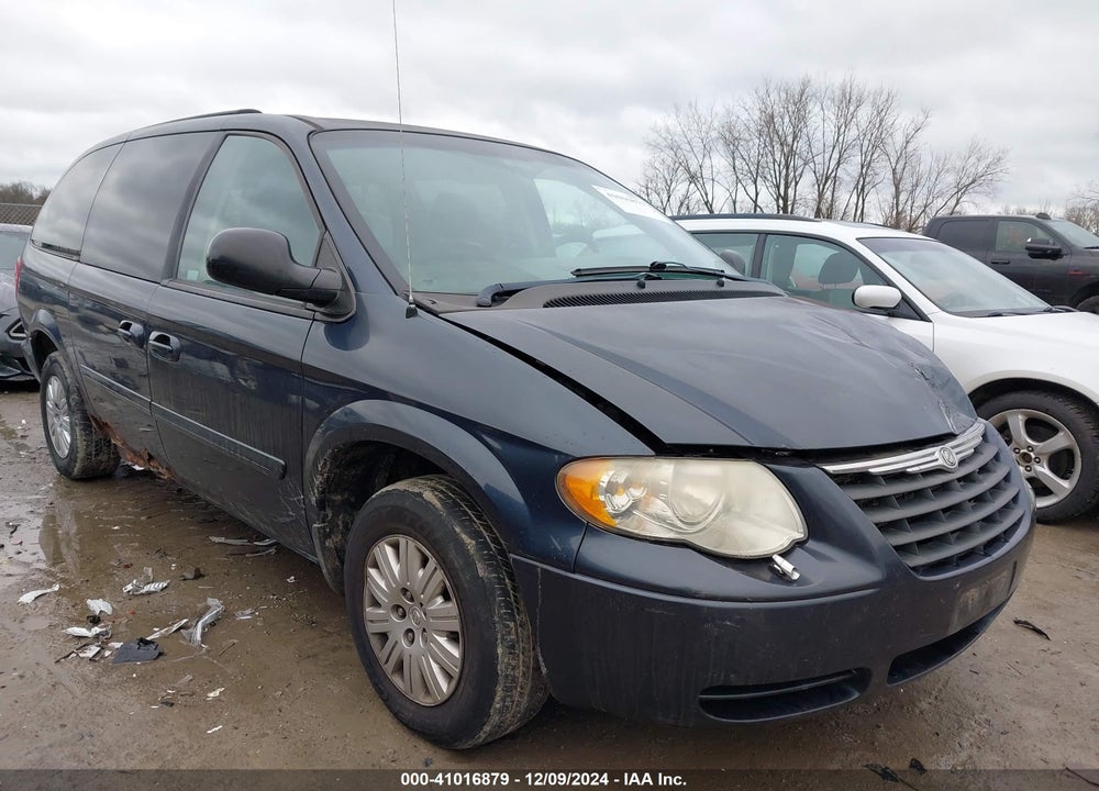 2007 CHRYSLER TOWN & COUNTRY LX VIN: 2A4GP44R97R147132