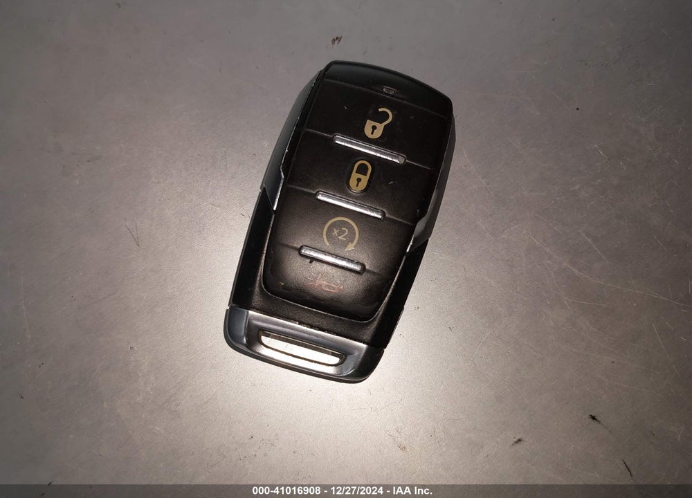 2019 RAM 1500 VIN: 1C6RREMT9KN905865