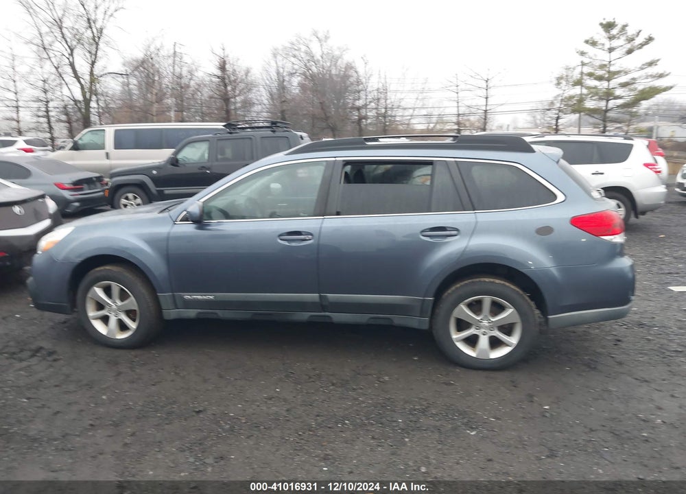 2013 SUBARU OUTBACK 2.5I LIMITED VIN: 4S4BRBKC8D3250958