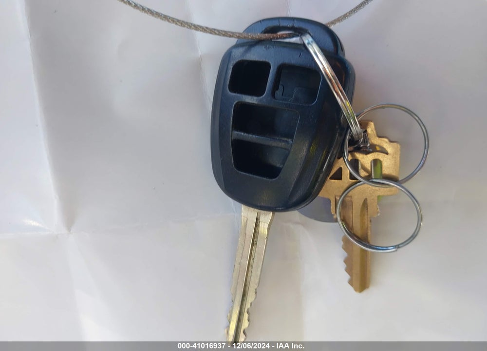 2013 TOYOTA CAMRY SE VIN: 4T1BF1FK4DU238059
