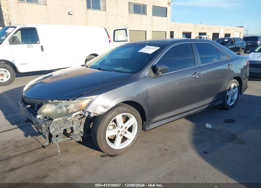2013 TOYOTA CAMRY SE VIN: 4T1BF1FK4DU238059