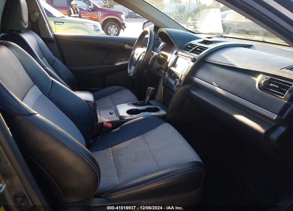 2013 TOYOTA CAMRY SE VIN: 4T1BF1FK4DU238059