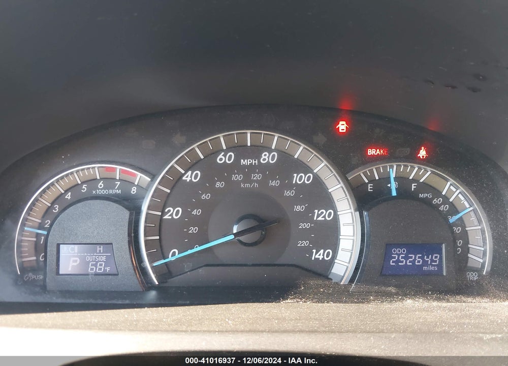 2013 TOYOTA CAMRY SE VIN: 4T1BF1FK4DU238059