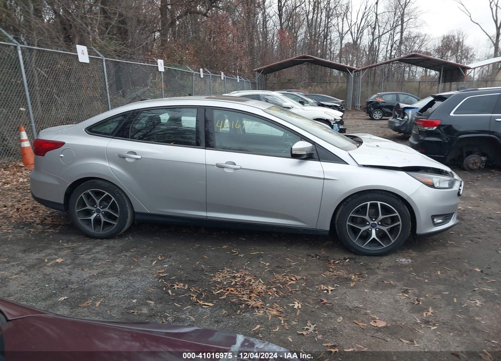 2017 FORD FOCUS SEL VIN: 1FADP3H23HL269954