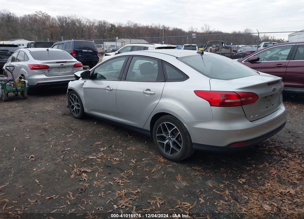 2017 FORD FOCUS SEL VIN: 1FADP3H23HL269954
