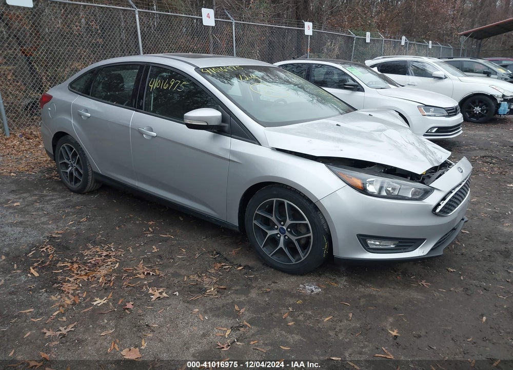 2017 FORD FOCUS SEL VIN: 1FADP3H23HL269954