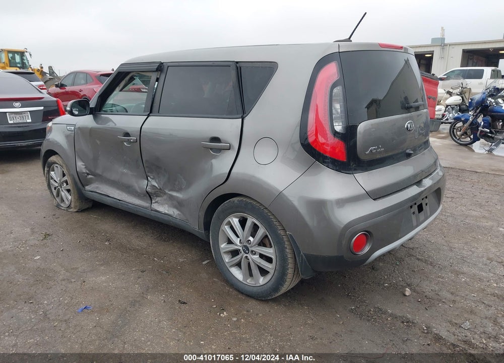 2019 KIA SOUL VIN: KNDJP3A5XK7642814