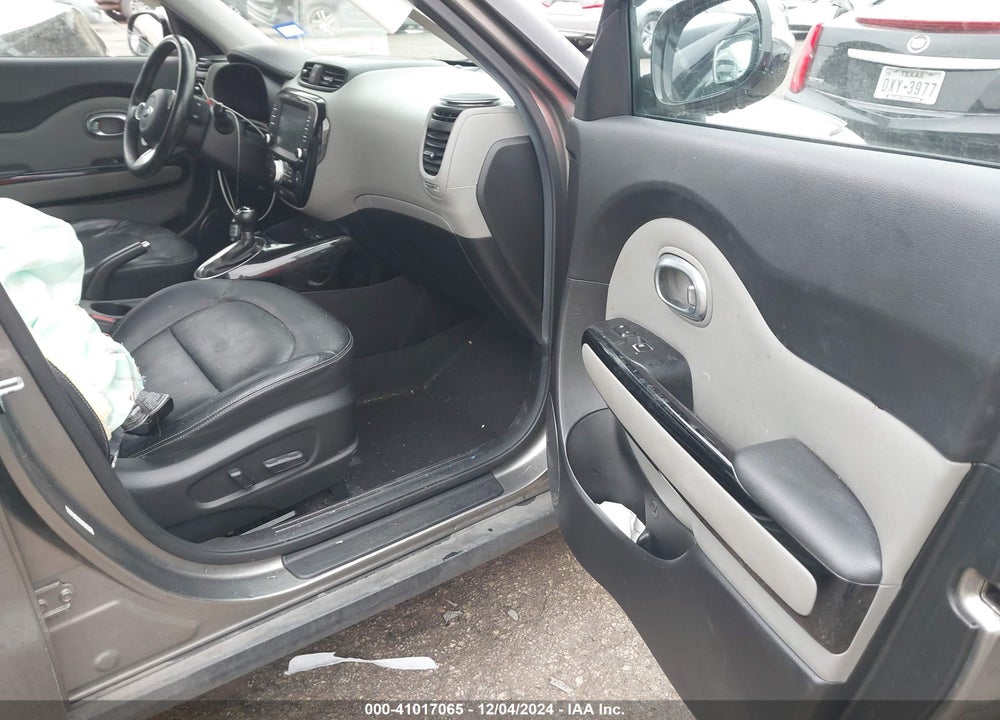 2019 KIA SOUL VIN: KNDJP3A5XK7642814