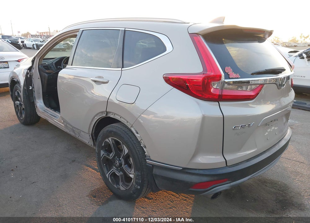 2018 HONDA CR-V TOURING VIN: 2HKRW1H97JH521350