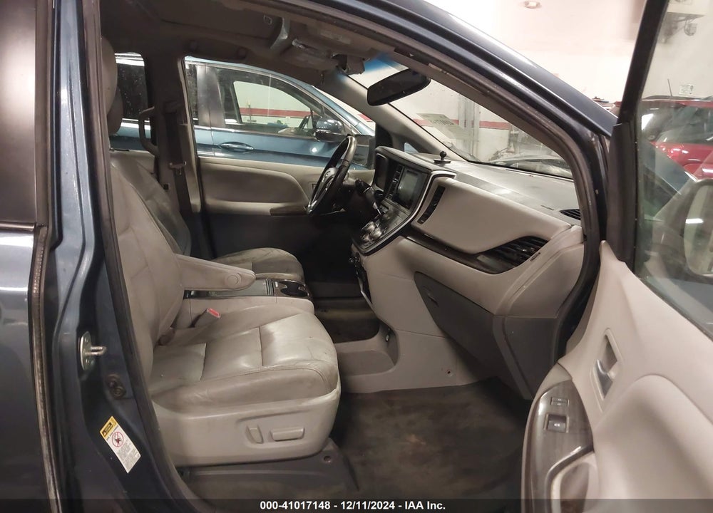 2015 TOYOTA SIENNA XLE LIMITED VIN: 5TDYK3DC8FS635363