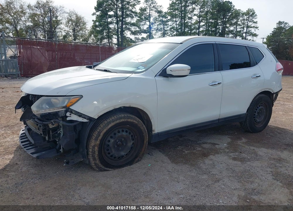 2015 NISSAN ROGUE S VIN: 5N1AT2MT2FC847150