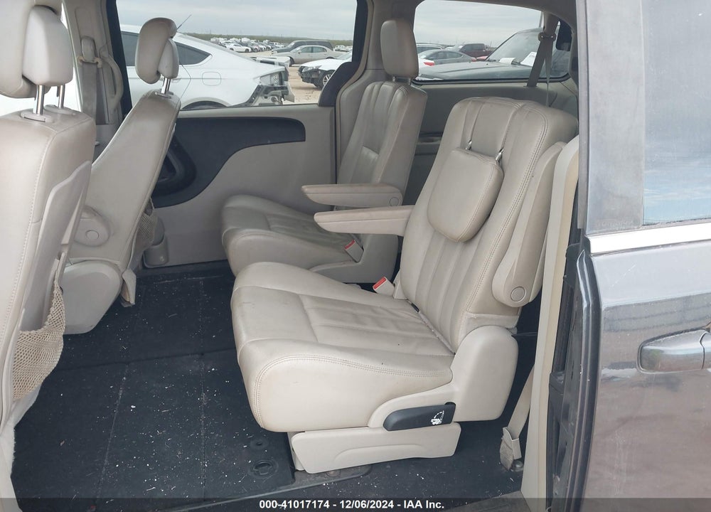 2013 CHRYSLER TOWN & COUNTRY TOURING VIN: 2C4RC1BG1DR652846