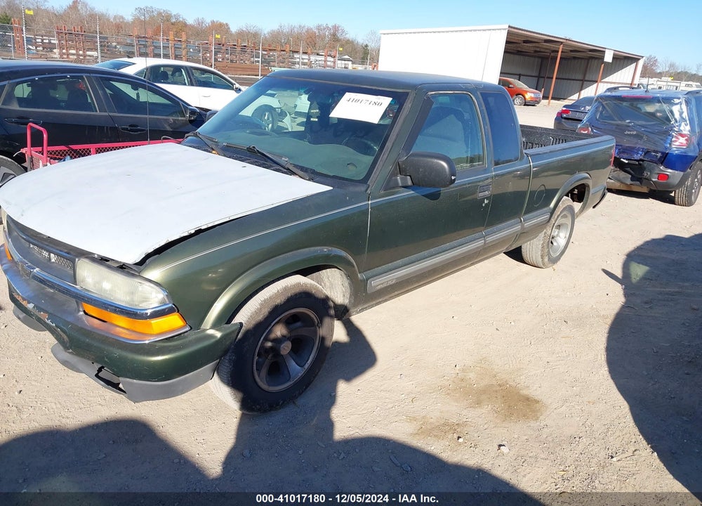 2003 CHEVROLET S-10 LS VIN: 1GCCS19X738285511