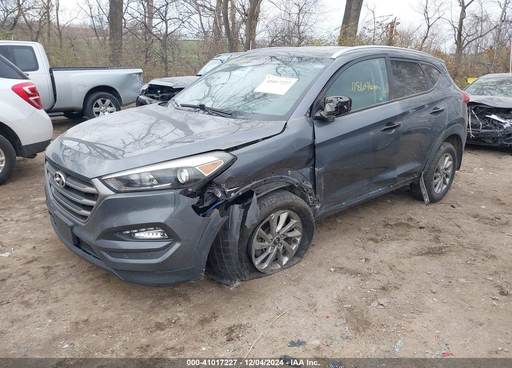 2016 HYUNDAI TUCSON SE VIN: KM8J33A48GU053378