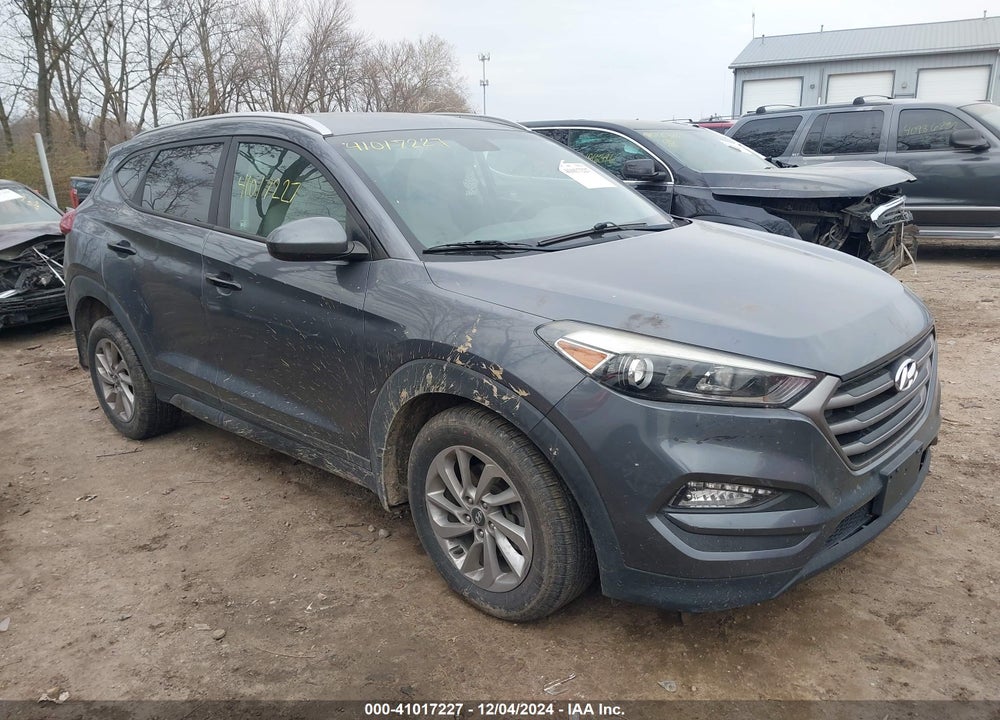 2016 HYUNDAI TUCSON SE VIN: KM8J33A48GU053378