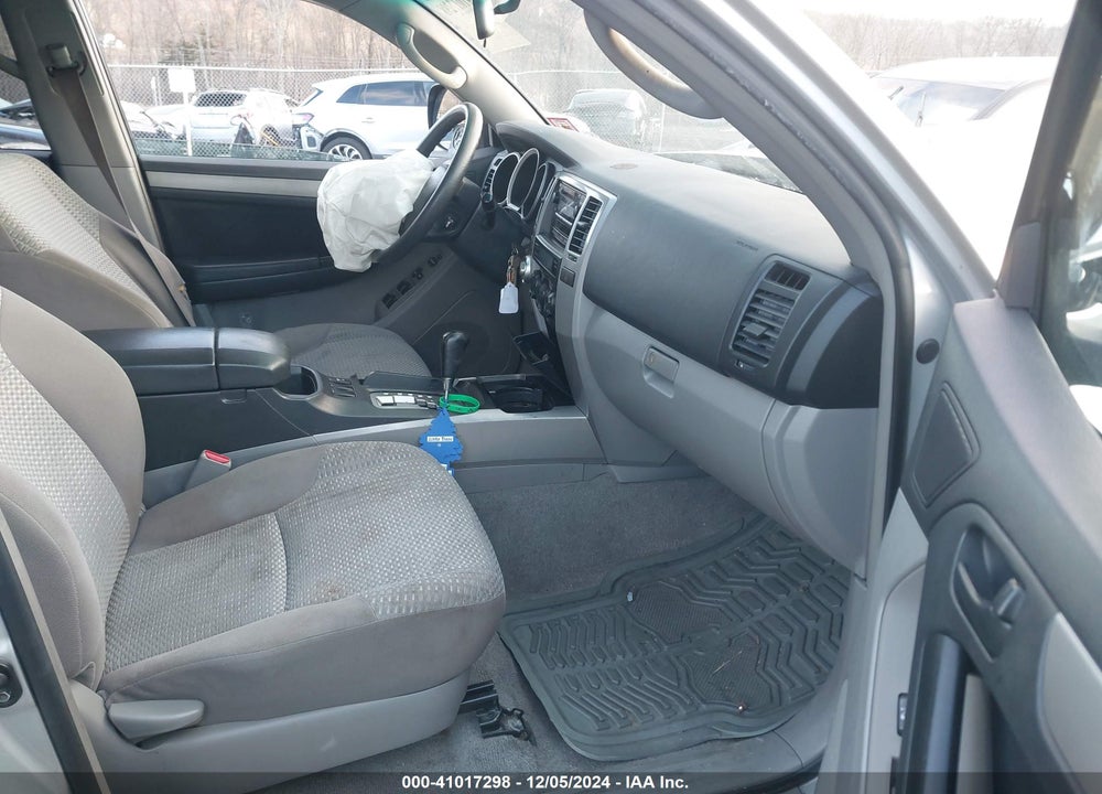 2007 TOYOTA 4RUNNER SR5 V6 VIN: JTEBU14R970106805