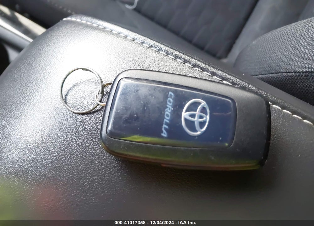 2021 TOYOTA COROLLA VIN: JTNB4MBE4M3105881