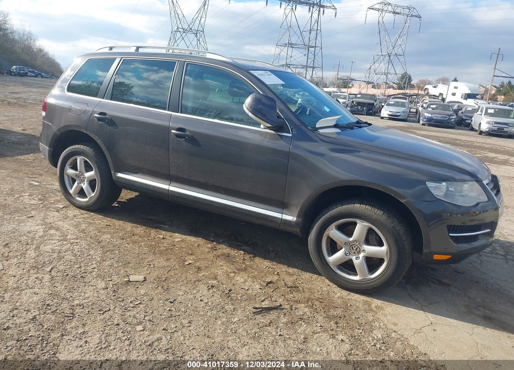 2009 VOLKSWAGEN TOUAREG 2 VR6 FSI VIN: WVGBE77L99D023099