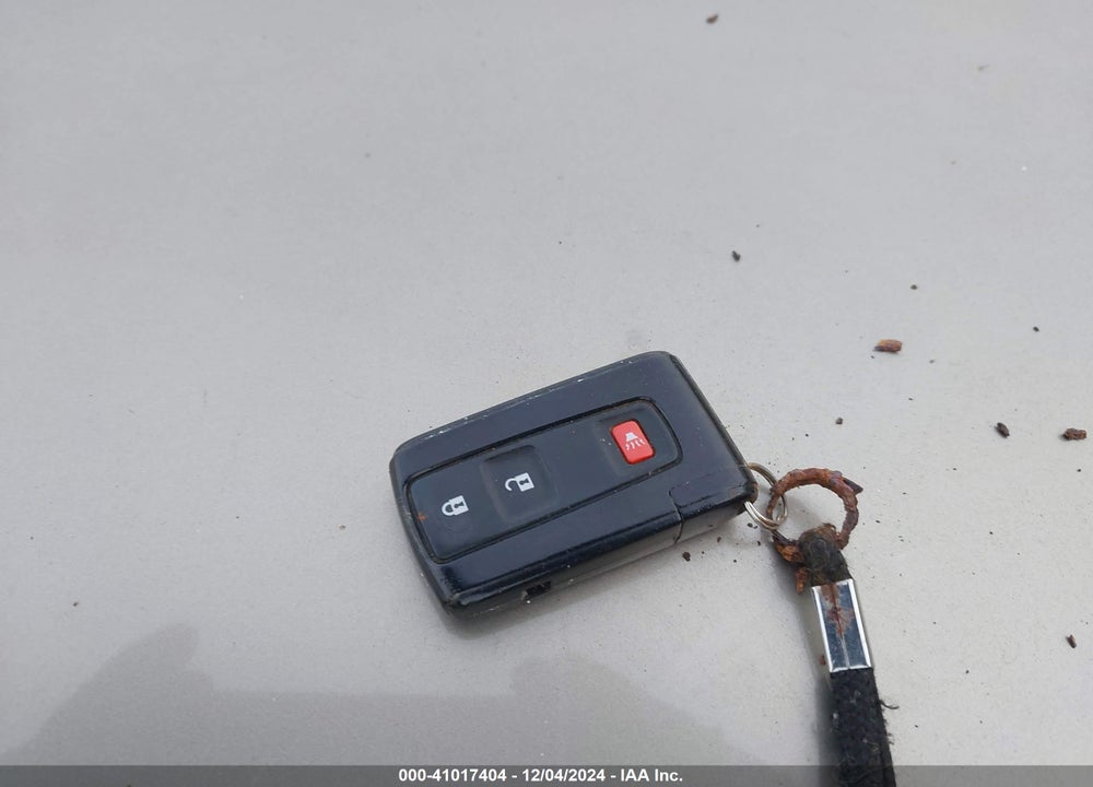 2007 TOYOTA PRIUS VIN: JTDKB20U177678646