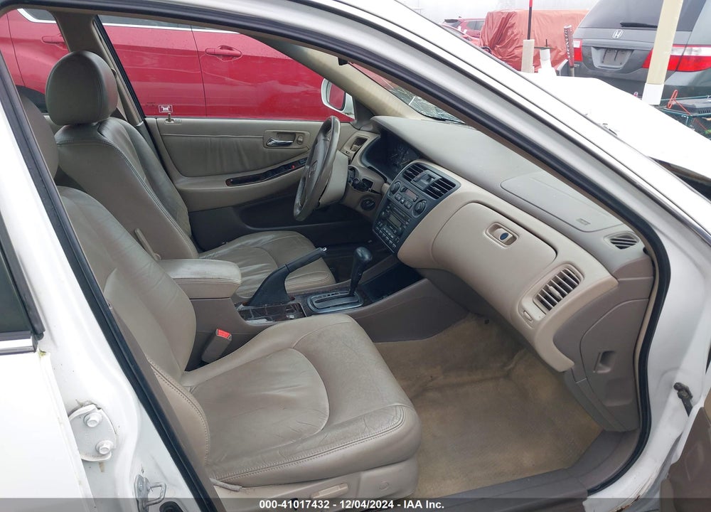 2002 HONDA ACCORD 3.0 EX VIN: 1HGCG16592A009506