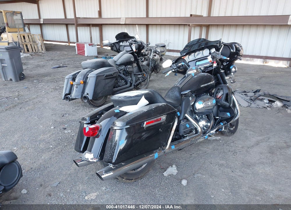 2018 HARLEY-DAVIDSON FLHTK ULTRA LIMITED VIN: 1HD1KED16JB668386