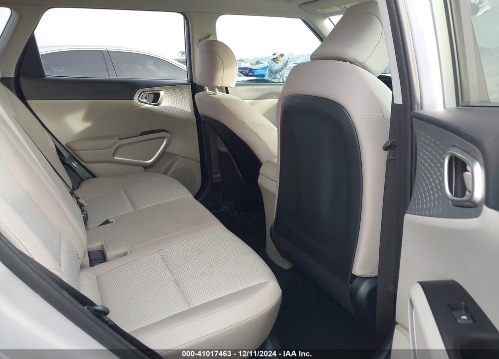 2021 KIA SOUL LX VIN: KNDJ23AU0M7791676