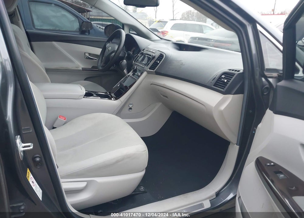 2010 TOYOTA VENZA VIN: 4T3ZA3BB7AU038679