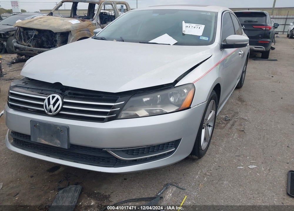 2013 VOLKSWAGEN PASSAT VIN: 1VWBP7A30DC104091