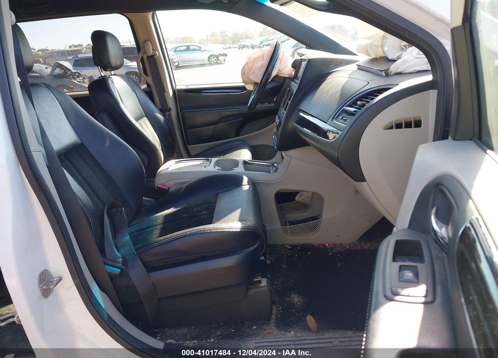 2017 DODGE GRAND CARAVAN SXT VIN: 2C4RDGCG0HR818620